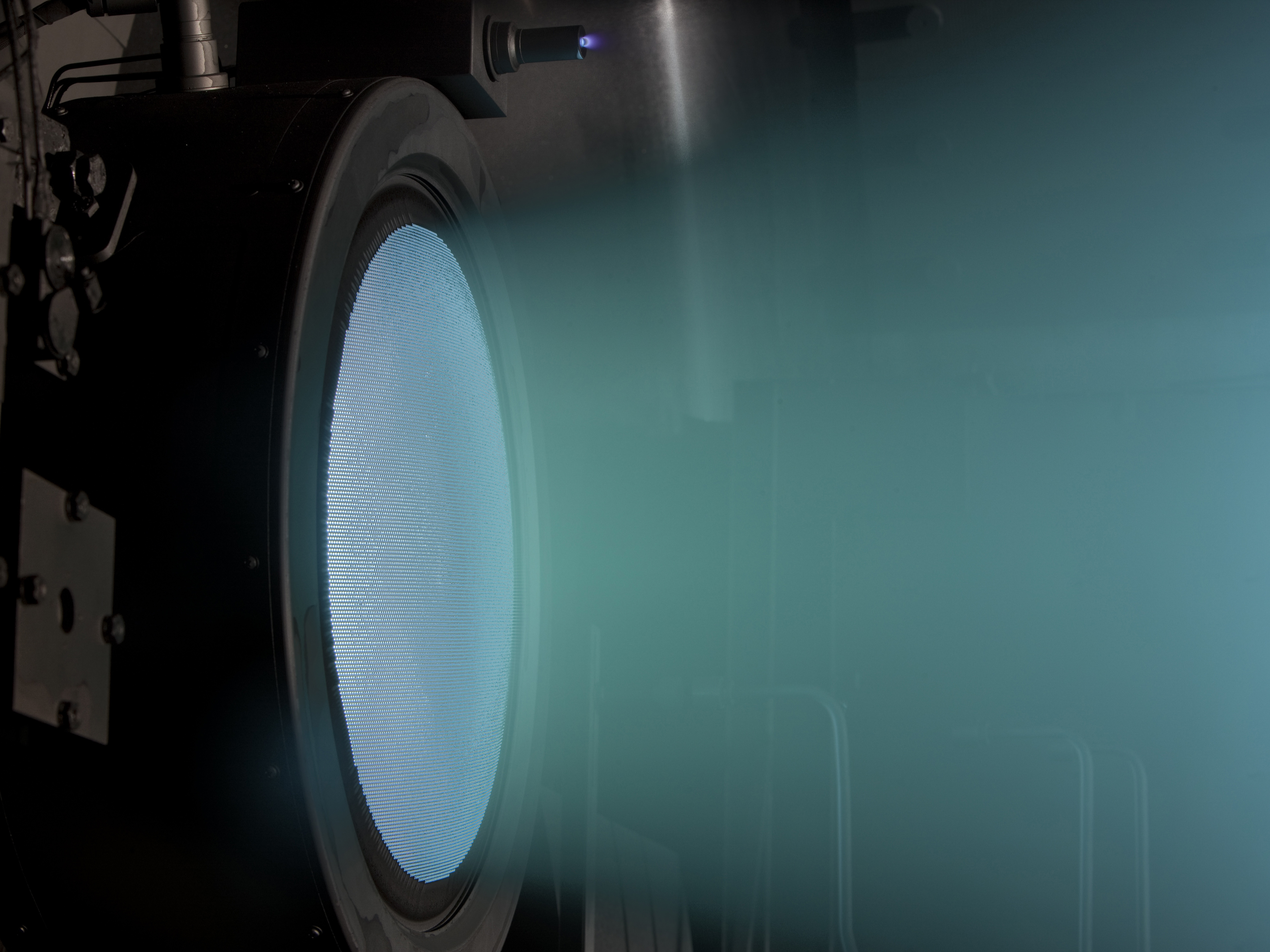 NASA's Innovative Ion Space Thruster Sets Endurance World Record